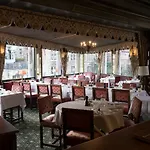 Hotel Duc De Bourgogne