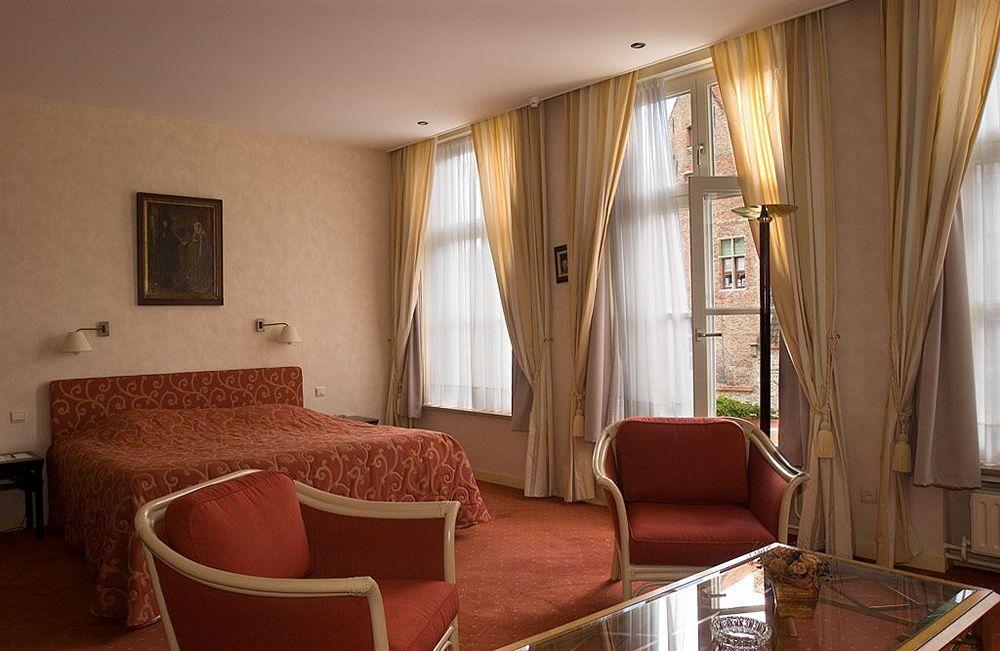 Duc De Bourgogne Hotel