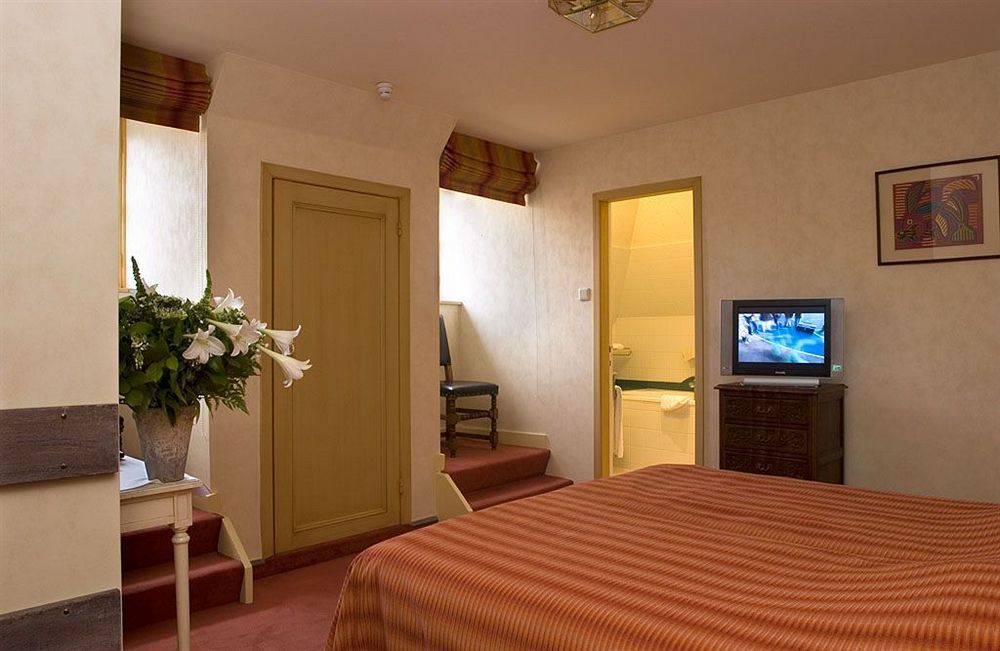 Hotel Duc De Bourgogne 3*