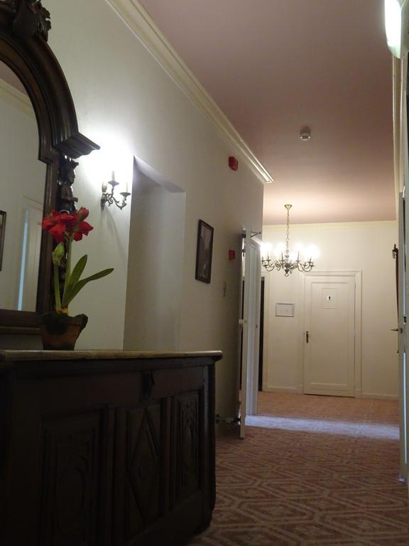 Duc De Bourgogne Hotel 3*