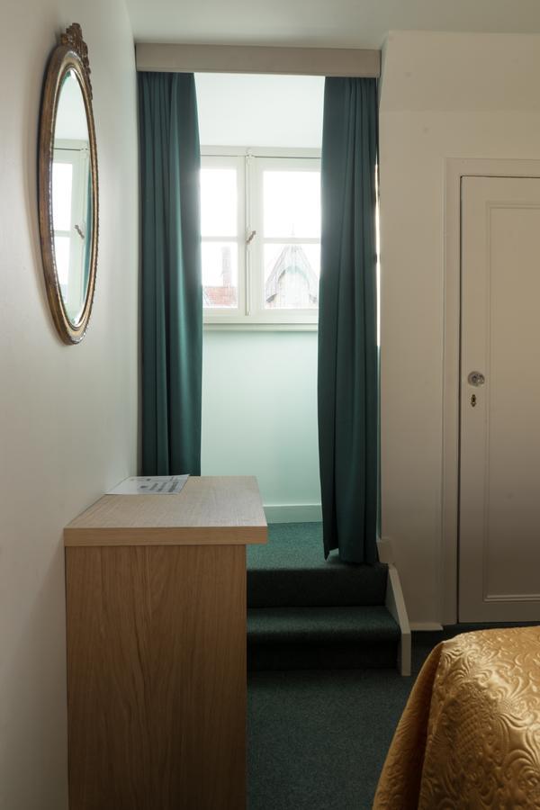 Duc De Bourgogne Hotel 3*